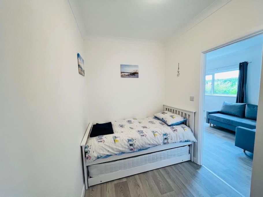 2 Bedroom Holiday Home In The Heart Of West Wales St Clears Luaran gambar