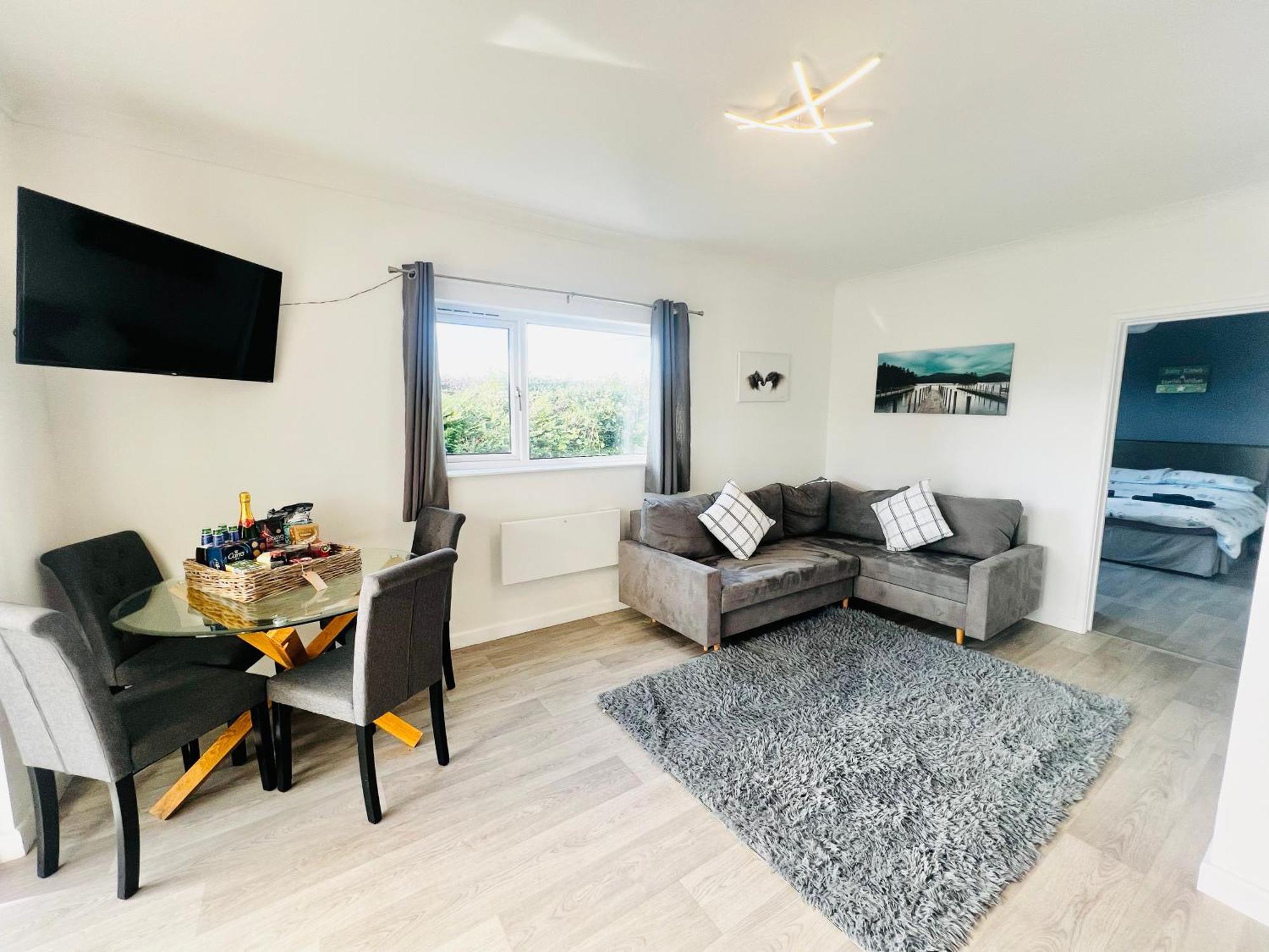 2 Bedroom Holiday Home In The Heart Of West Wales St Clears Luaran gambar